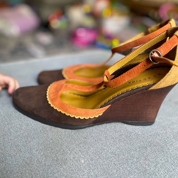 Wedges - Picture 2 of 5